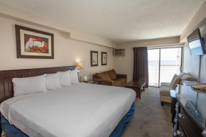 Recently updated Oceanfront Studio- Sea Mist 20306